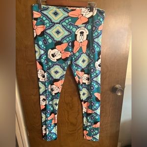 LuLaroe Disney Tall & Curvy Leggings